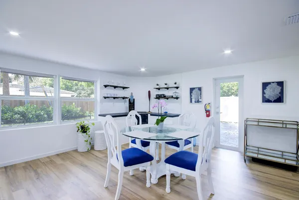 $4,500 | 1950 Northeast 30th Street, Lighthouse Point, FL 33064