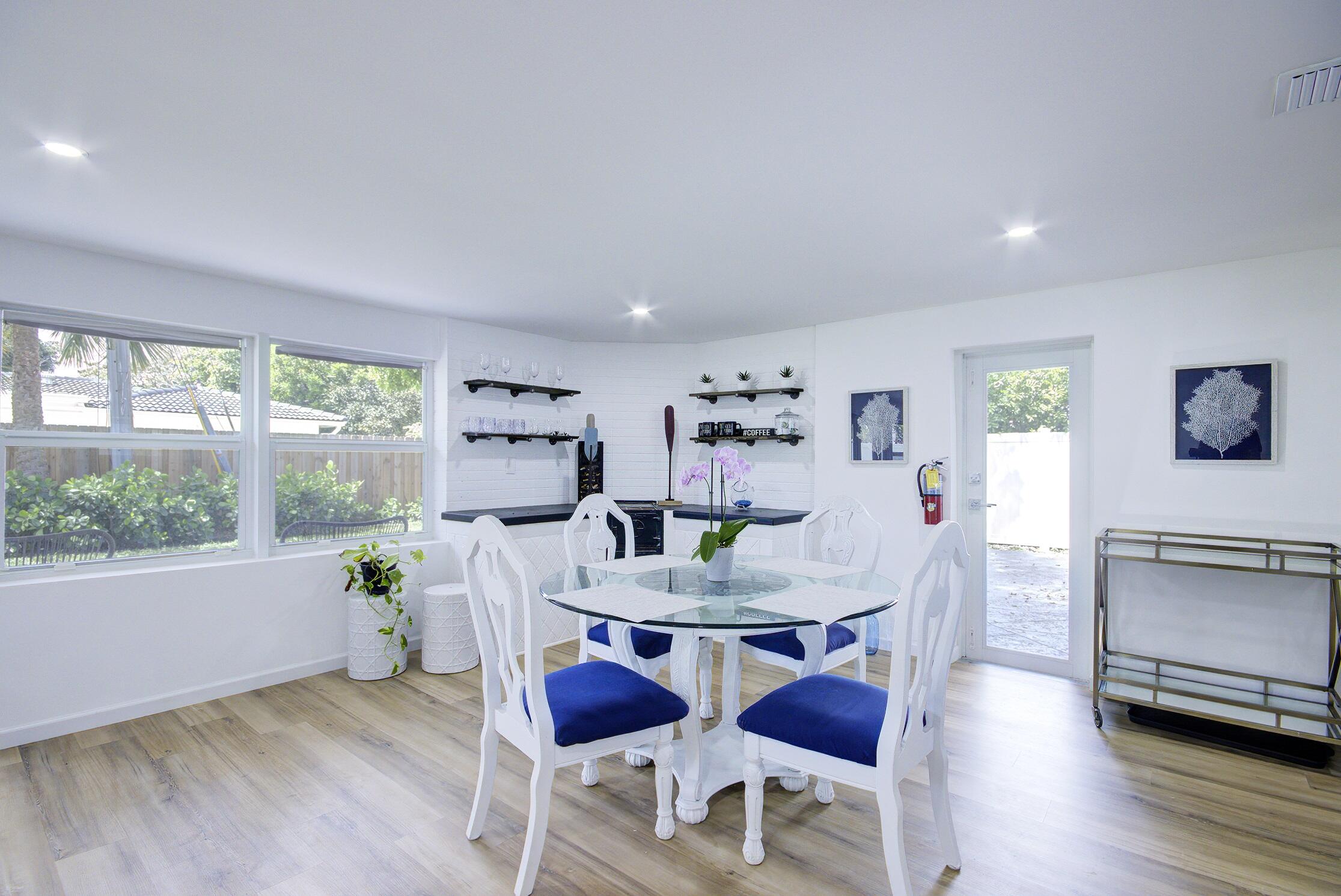 1950 Northeast 30th Street Lighthouse Point, FL 33064 - Photo 3 of 25 1950 dining 2