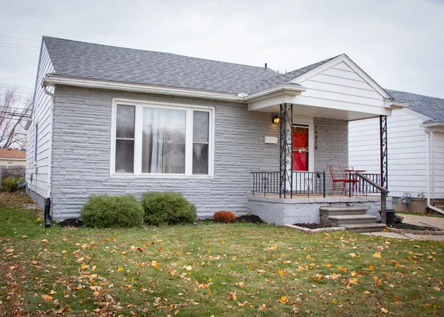 $215,000 | 14828 College Avenue, Allen Park, MI 48101