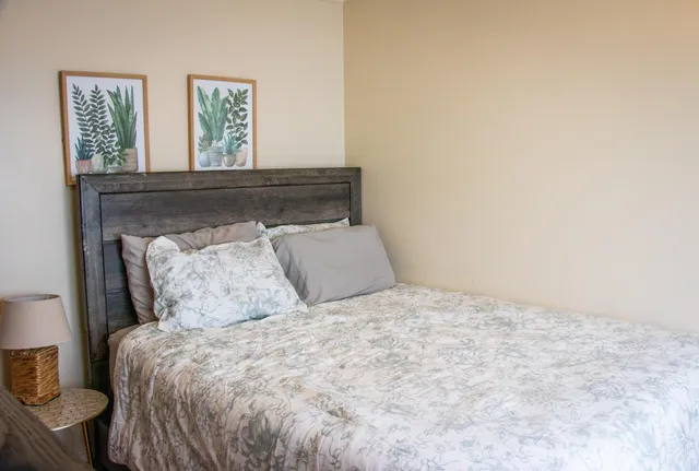 $215,000 | 14828 College Avenue, Allen Park, MI 48101