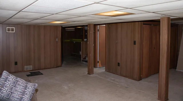 $215,000 | 14828 College Avenue, Allen Park, MI 48101