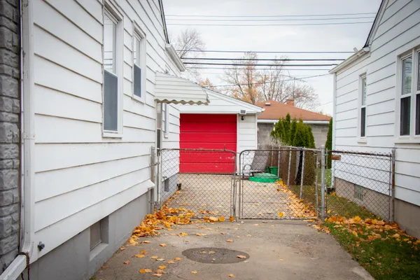 $205,000 | 14828 College Avenue, Allen Park, MI 48101