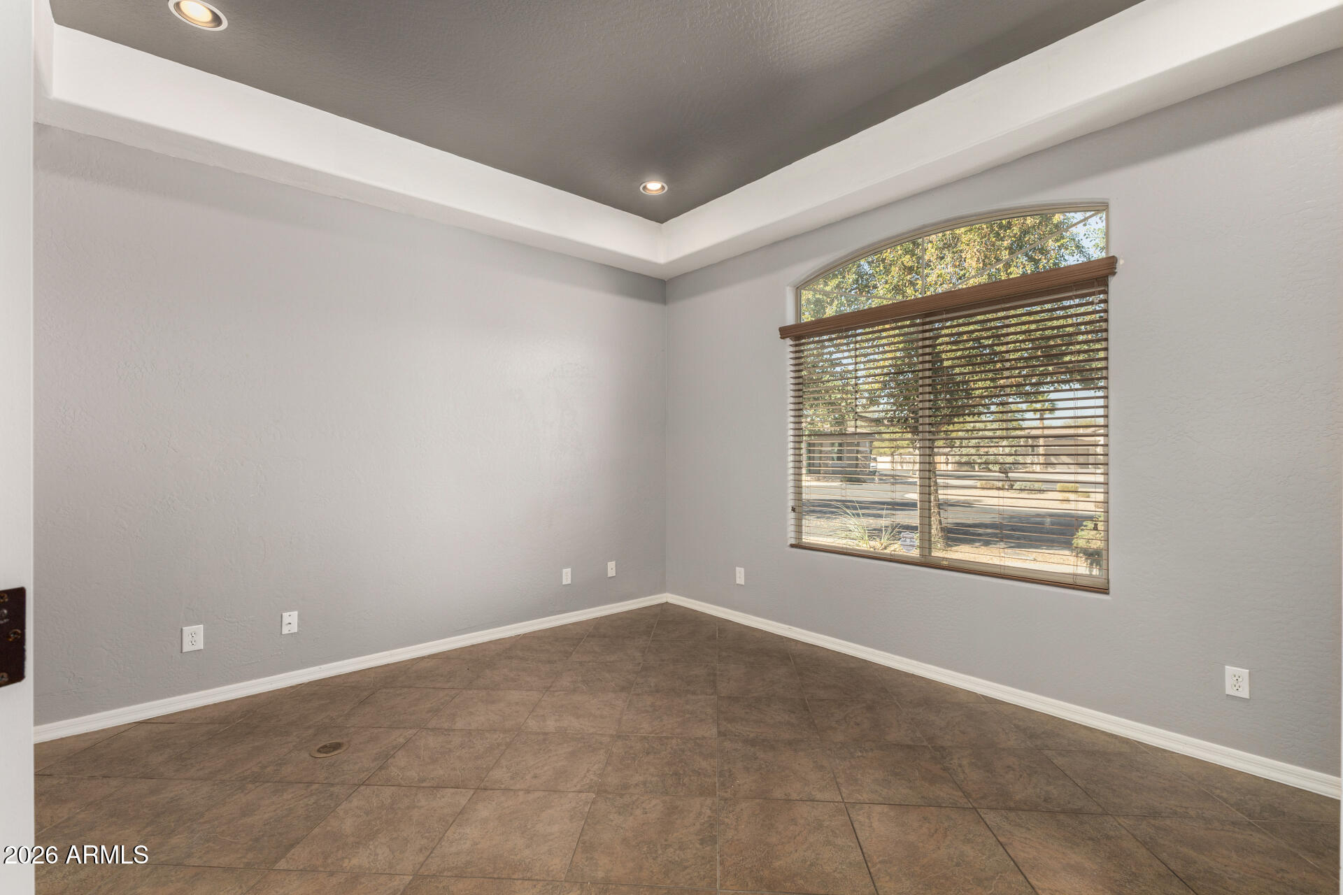 1515 East Apollo Road Phoenix, AZ 85042 - Photo 17 of 55 24 Apollo