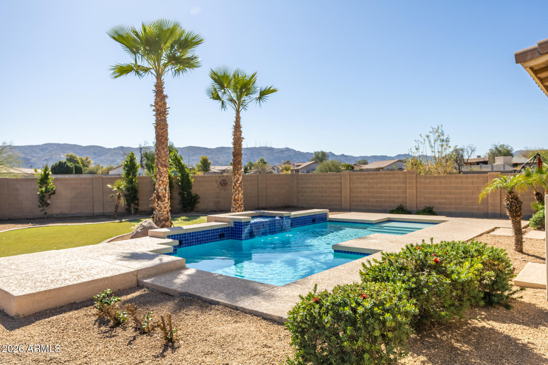 1515 East Apollo Road Phoenix, AZ 85042 - Photo 2 of 55 48 Apollo