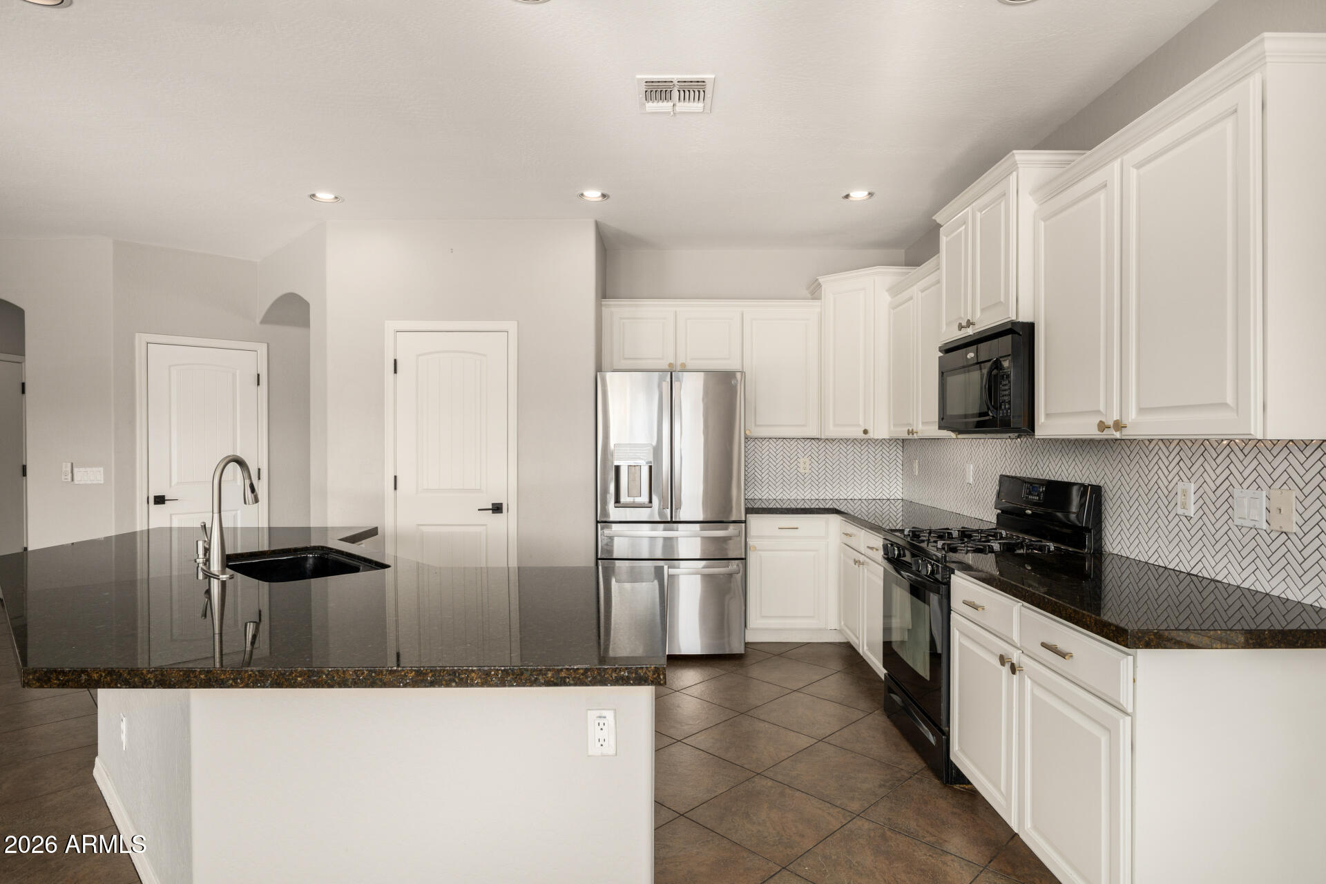 1515 East Apollo Road Phoenix, AZ 85042 - Photo 25 of 55 21 Apollo