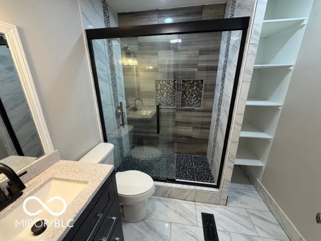 $175,000 | 6402 Meadowlark Drive, Indianapolis, IN 46226