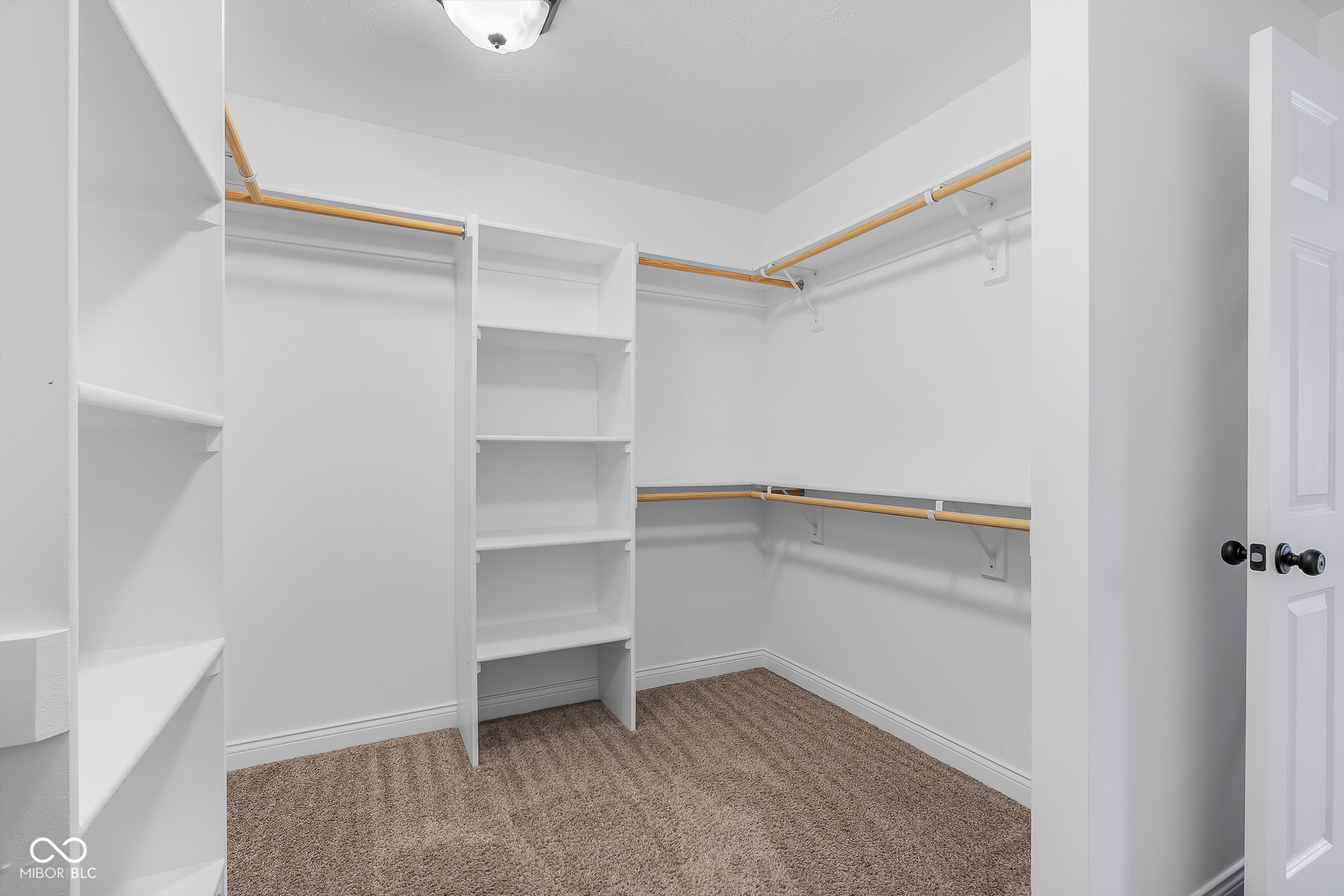 2503 Violet Way Columbus, IN 47201 - Photo 30 of 63