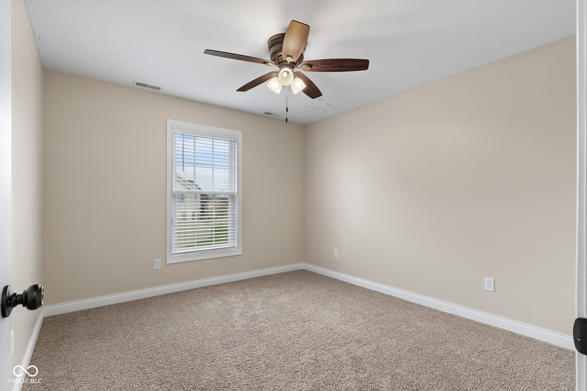 2503 Violet Way Columbus, IN 47201 - Photo 32 of 63