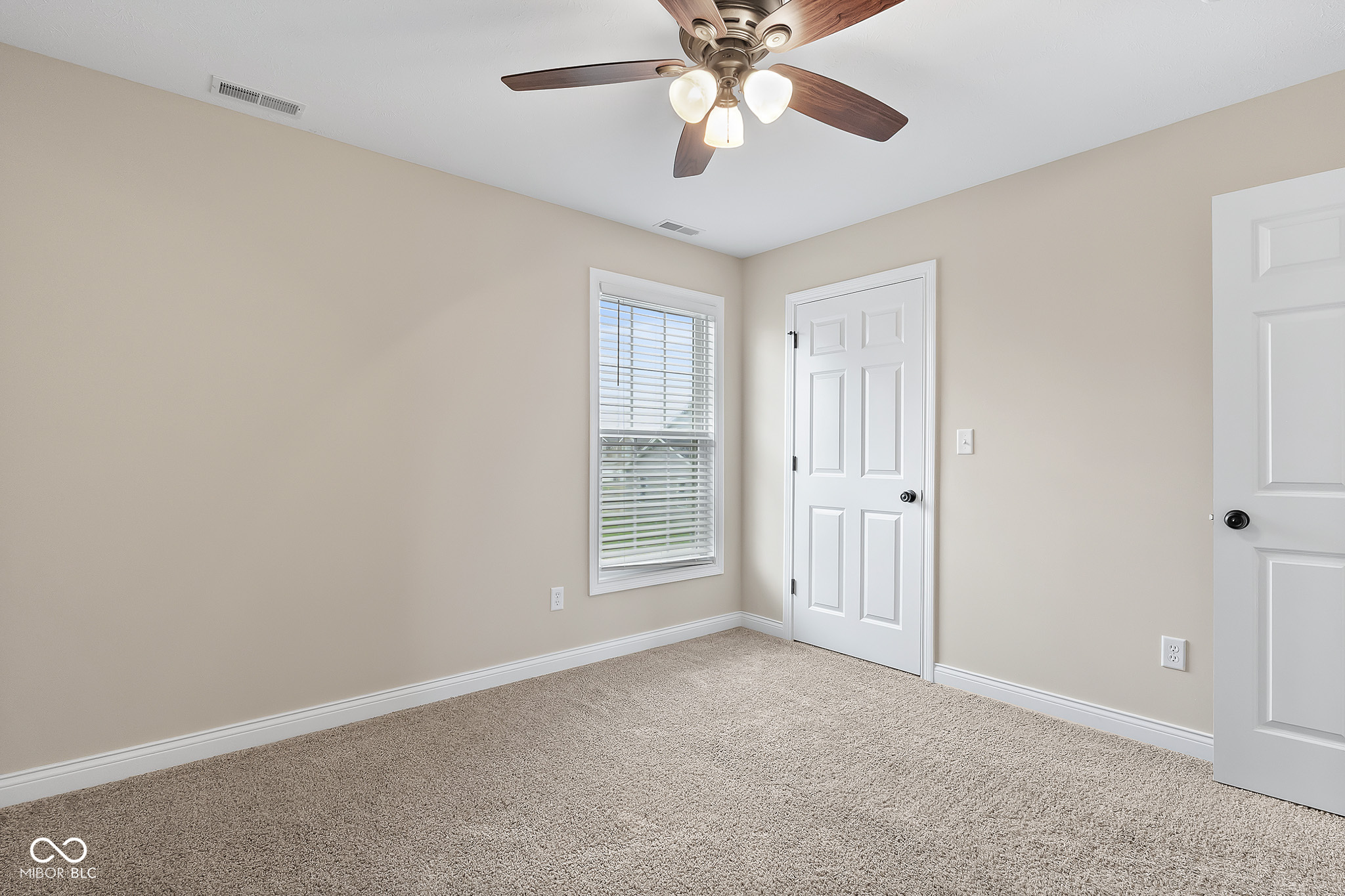 2503 Violet Way Columbus, IN 47201 - Photo 35 of 63