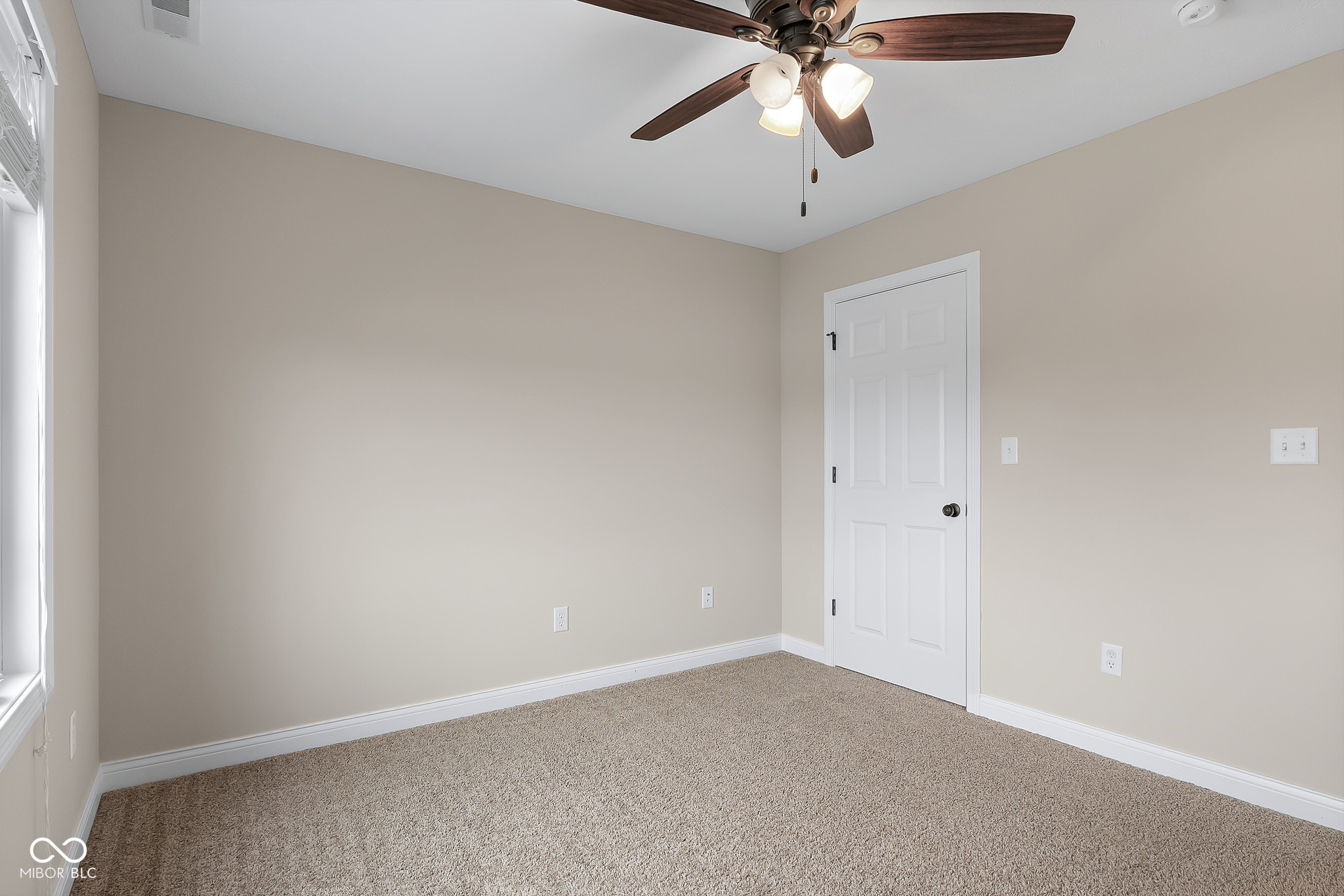 2503 Violet Way Columbus, IN 47201 - Photo 38 of 63