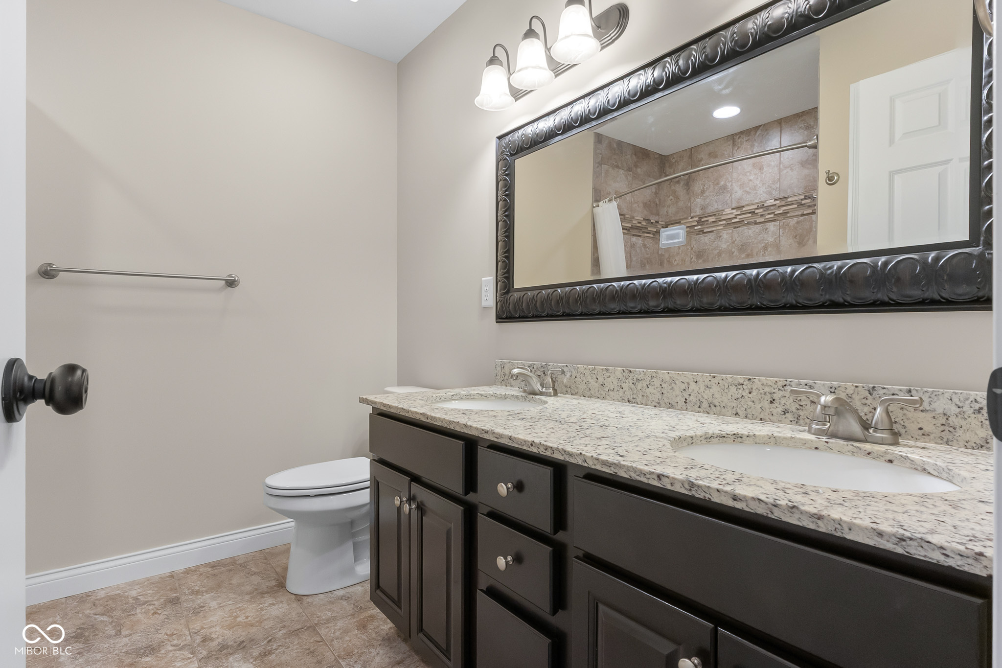 2503 Violet Way Columbus, IN 47201 - Photo 40 of 63