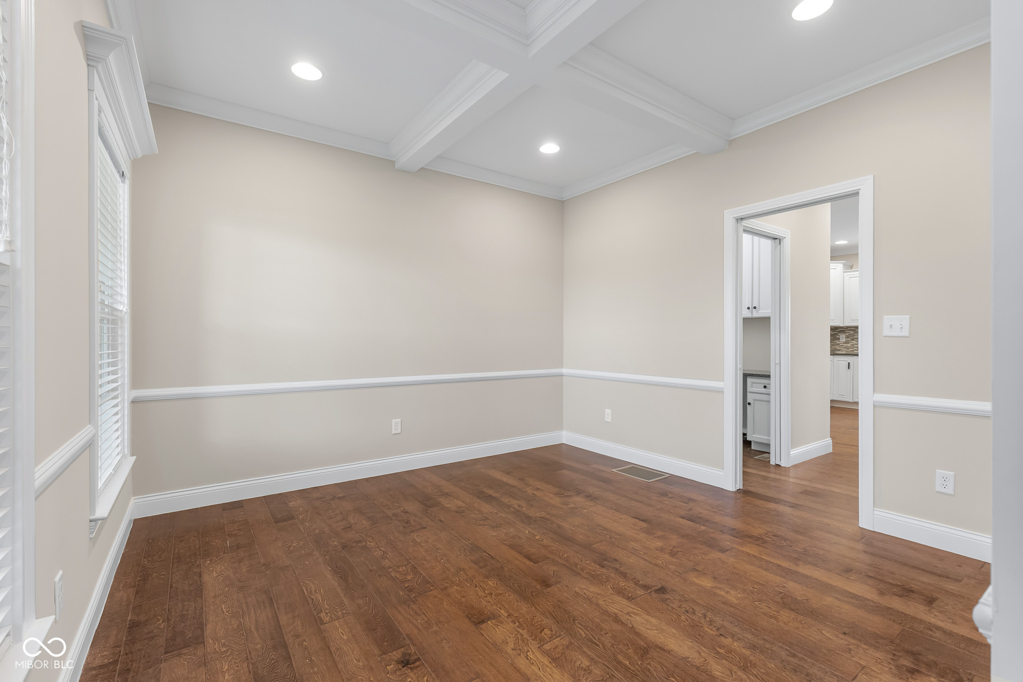 2503 Violet Way Columbus, IN 47201 - Photo 7 of 63