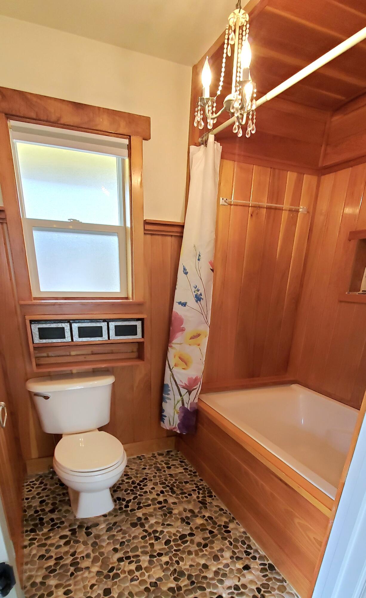 3047 Yellow Ribbon Drive, Unit 1 Bend, OR 97701 - Photo 19 of 38 20230419_234539