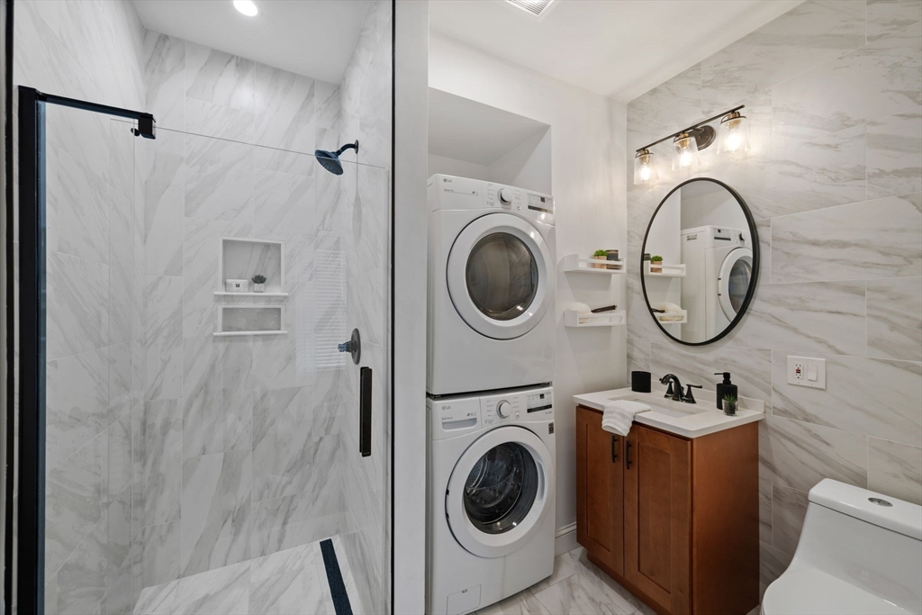8 Chestnut Street Lynn, MA 01902 - Photo 12 of 39