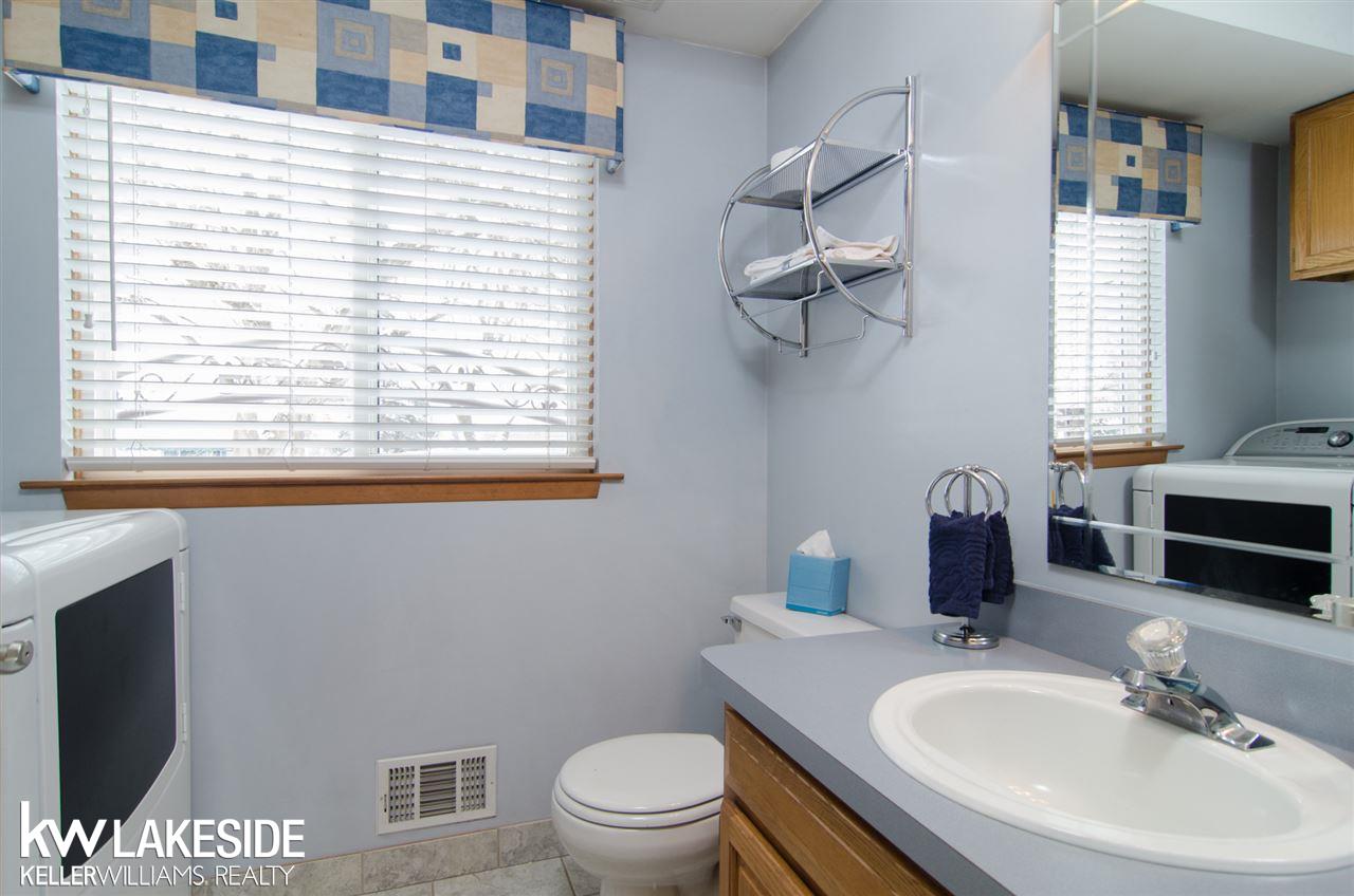 70462 Mellen Street Romeo, MI 48065 - Photo 9 of 28 31279408-8.JPG