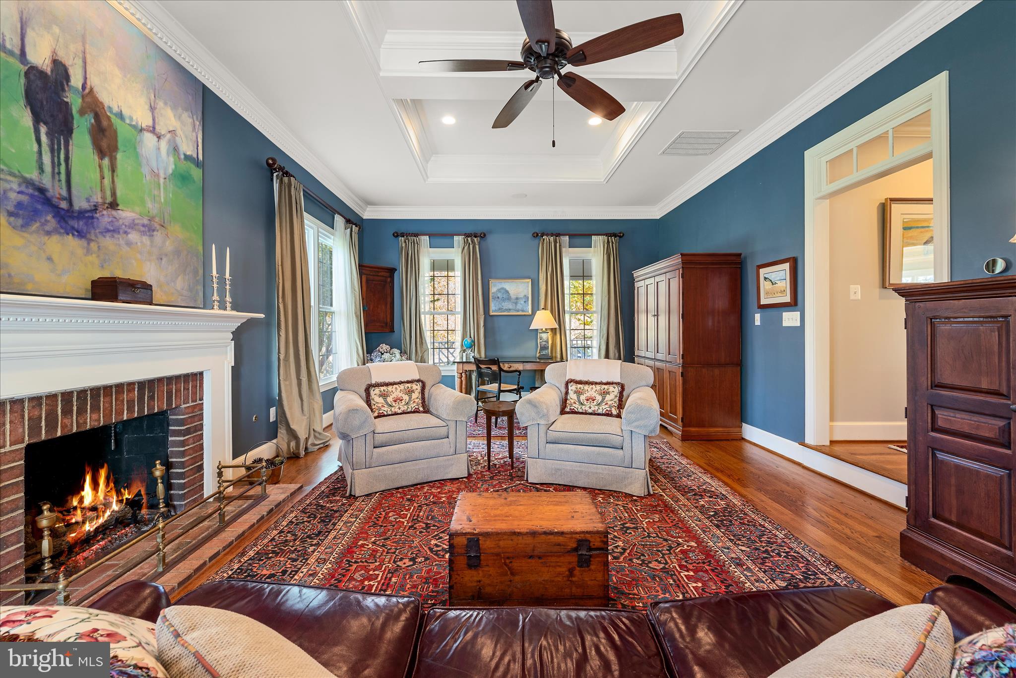 17635 Harmony Church Road Hamilton, VA 20158 - Photo 40 of 104 Elegant room for gatherings with family and guest.