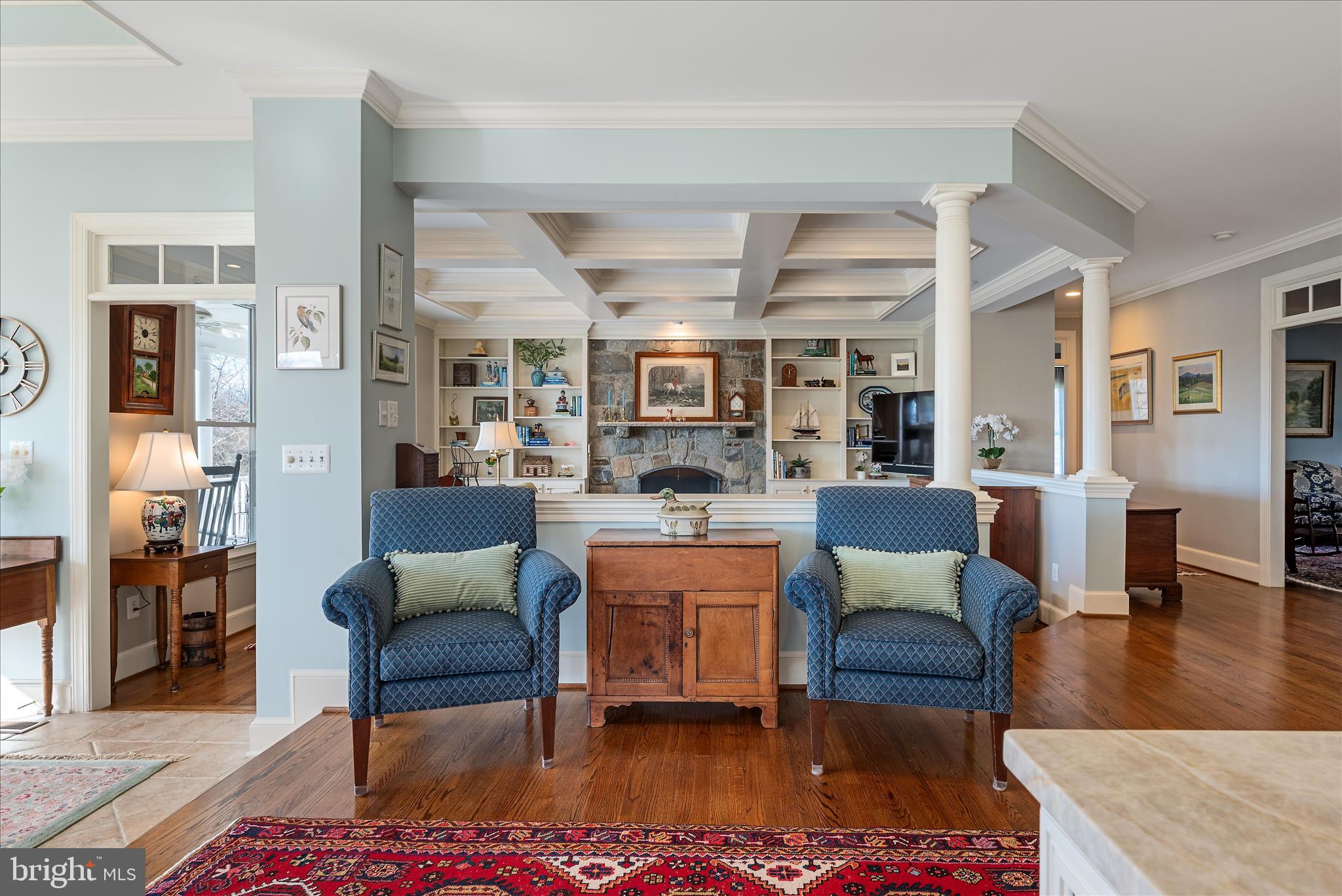 17635 Harmony Church Road Hamilton, VA 20158 - Photo 50 of 104 Nice sitting area to decide what is for dinner.