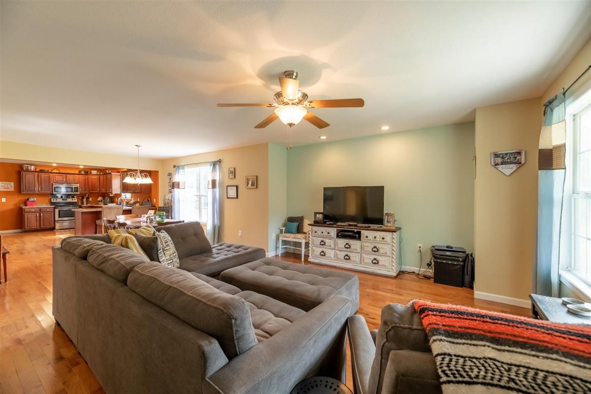 550 Lees Chapel Road Sweetwater, TN 37874 - Photo 4 of 19 04-550-Lees-Chapel-Rd-Sweetwater-TN