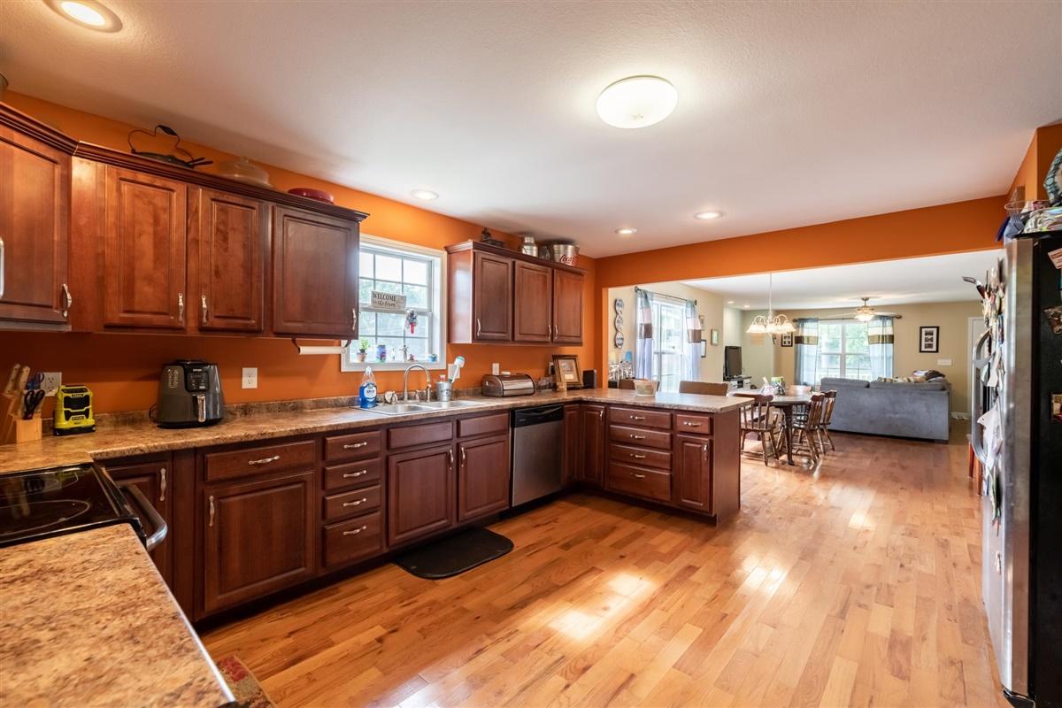550 Lees Chapel Road Sweetwater, TN 37874 - Photo 9 of 19 09-550-Lees-Chapel-Rd-Sweetwater-TN