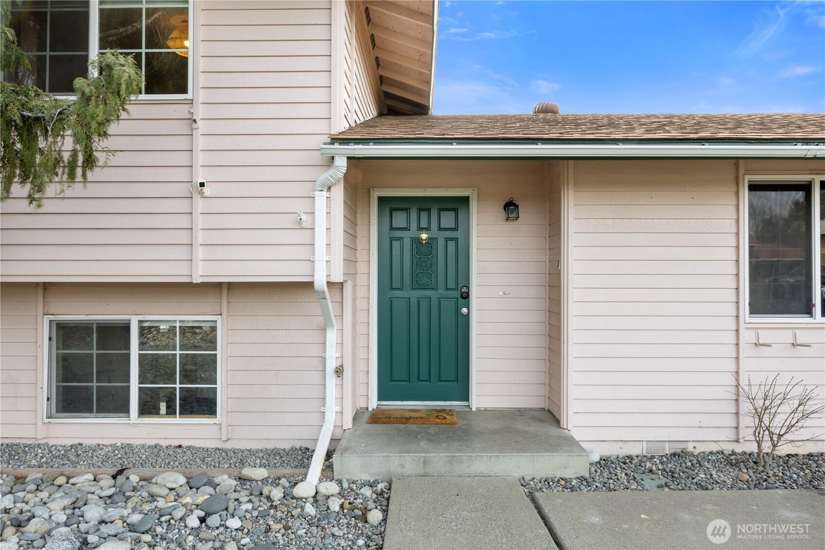 723 Lynn Street Wenatchee, WA 98801 - Photo 5 of 37