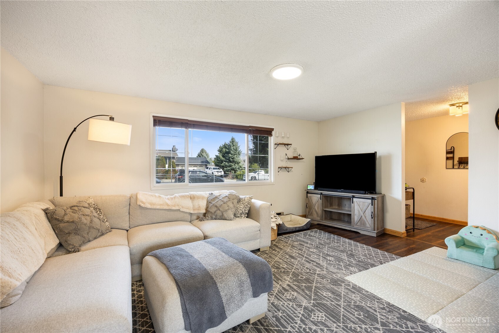 723 Lynn Street Wenatchee, WA 98801 - Photo 9 of 37