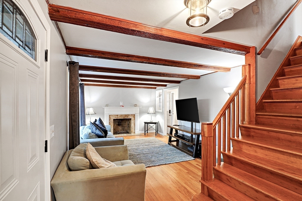 161 Fernbank Road Springfield, MA 01129 - Photo 10 of 23