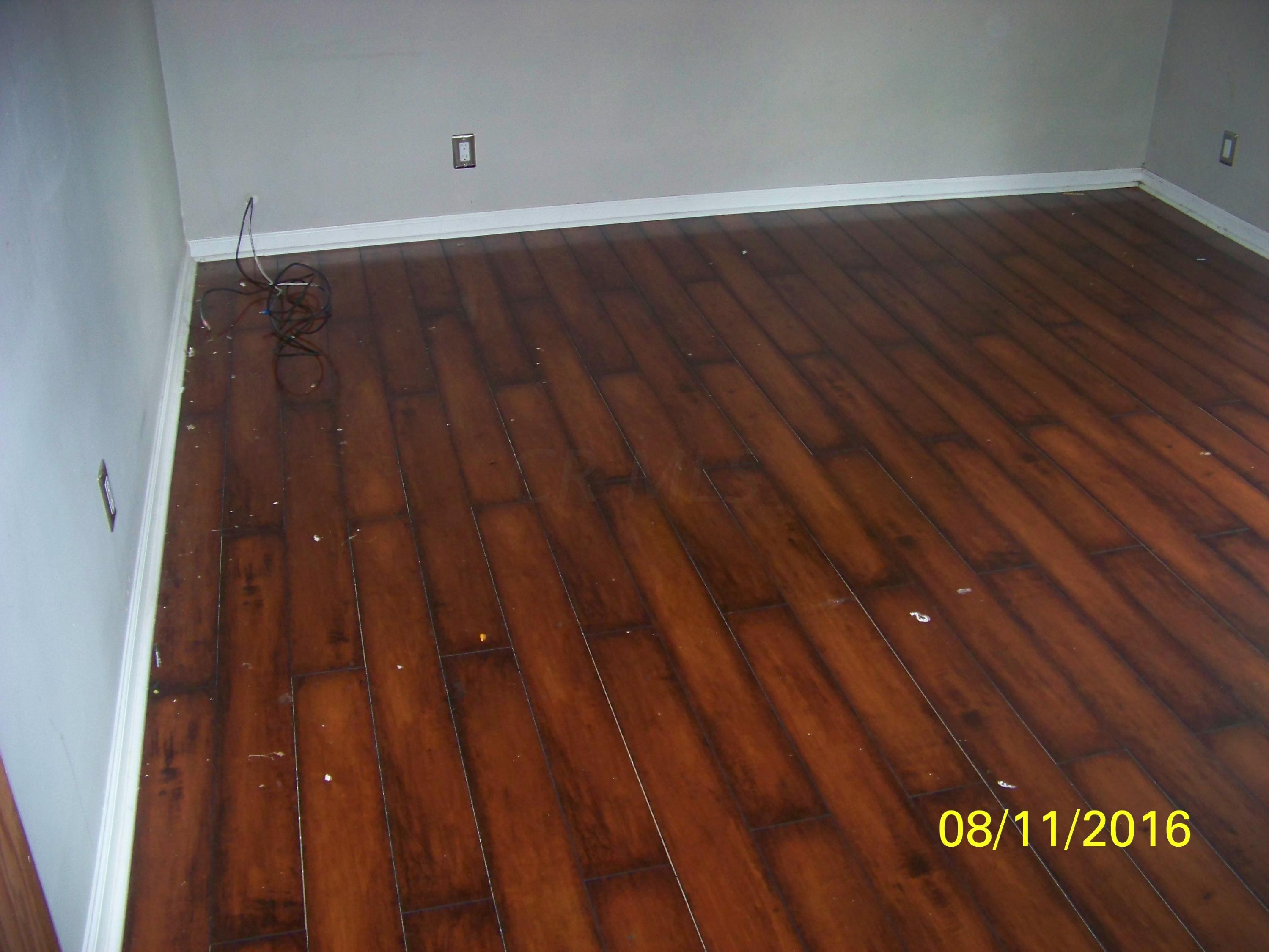 6024 Perry Road Centerburg, OH 43011 - Photo 7 of 26 Gallery Image 7