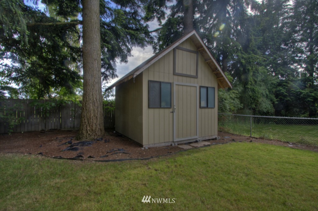 2825 Northeast 21st Street Renton, WA 98056 - Photo 18 of 19 Gallery Image 18