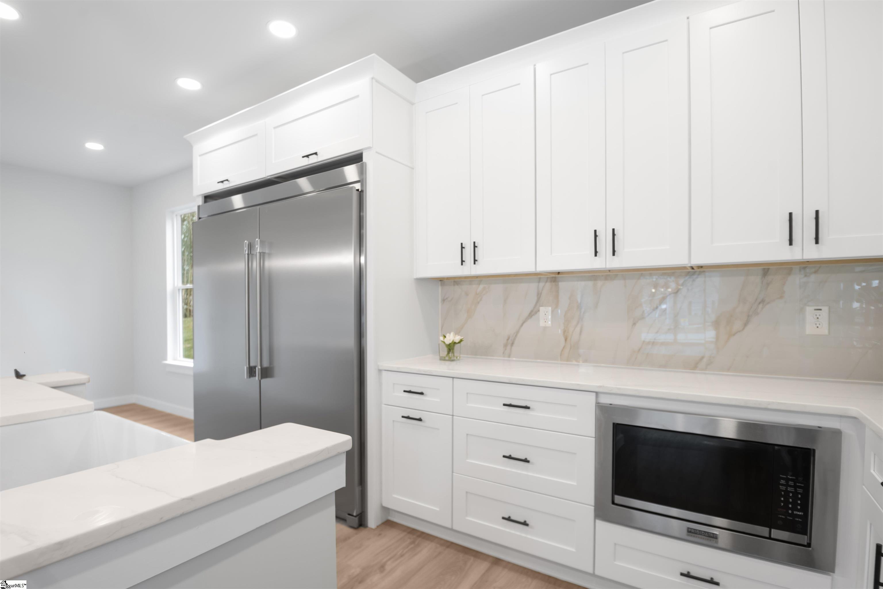 301 Front Street Easley, SC 29640 - Photo 16 of 48