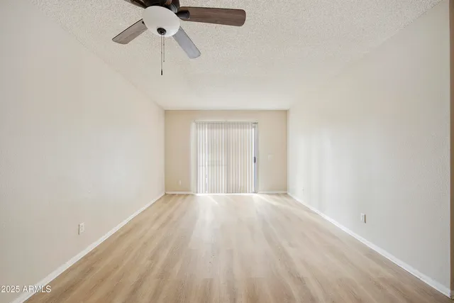 $950 | 2837 East Marconi Avenue, Unit 102, Phoenix, AZ 85032