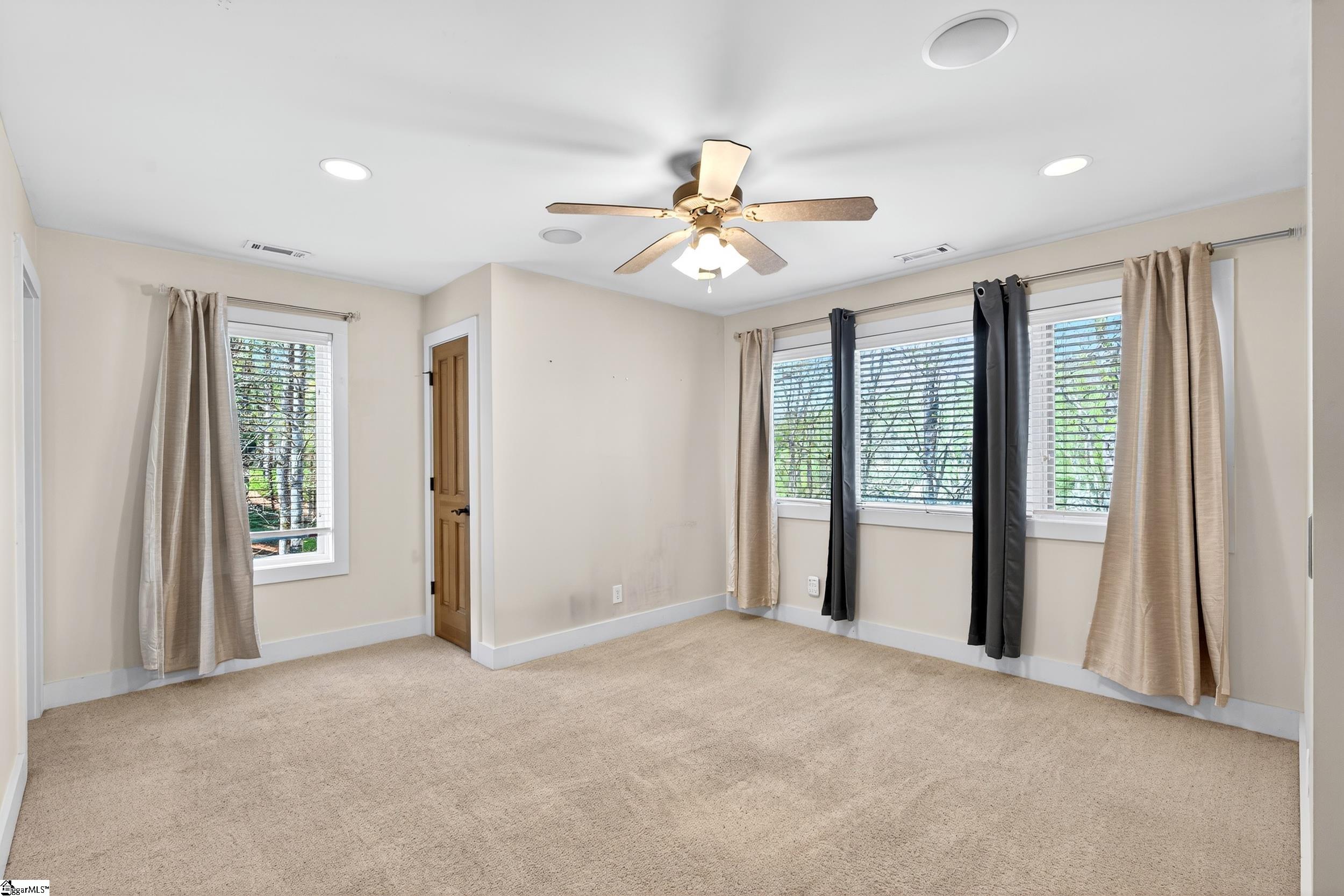 114 Kingshead Road Travelers Rest, SC 29690 - Photo 27 of 49