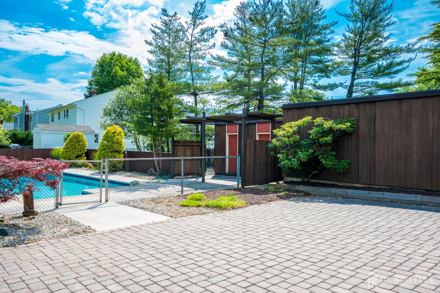 34 Henderson Road Kendall Park, NJ 08824 - Photo 42 of 56