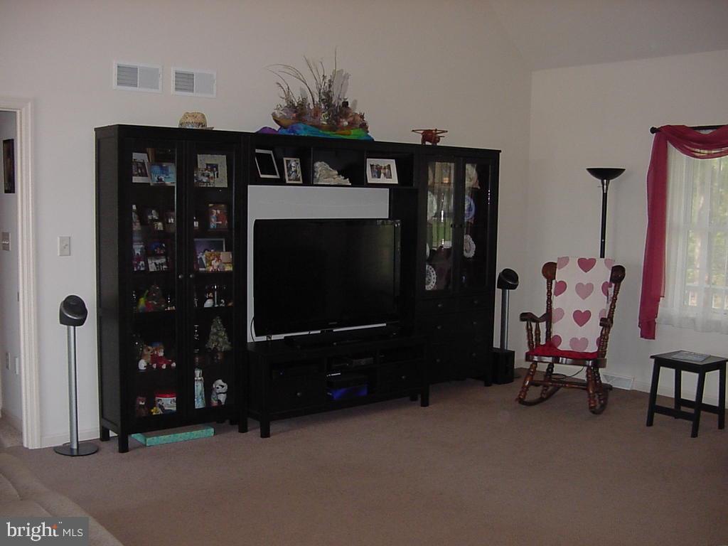 210 West Newport Road Lititz, PA 17543 - Photo 17 of 36