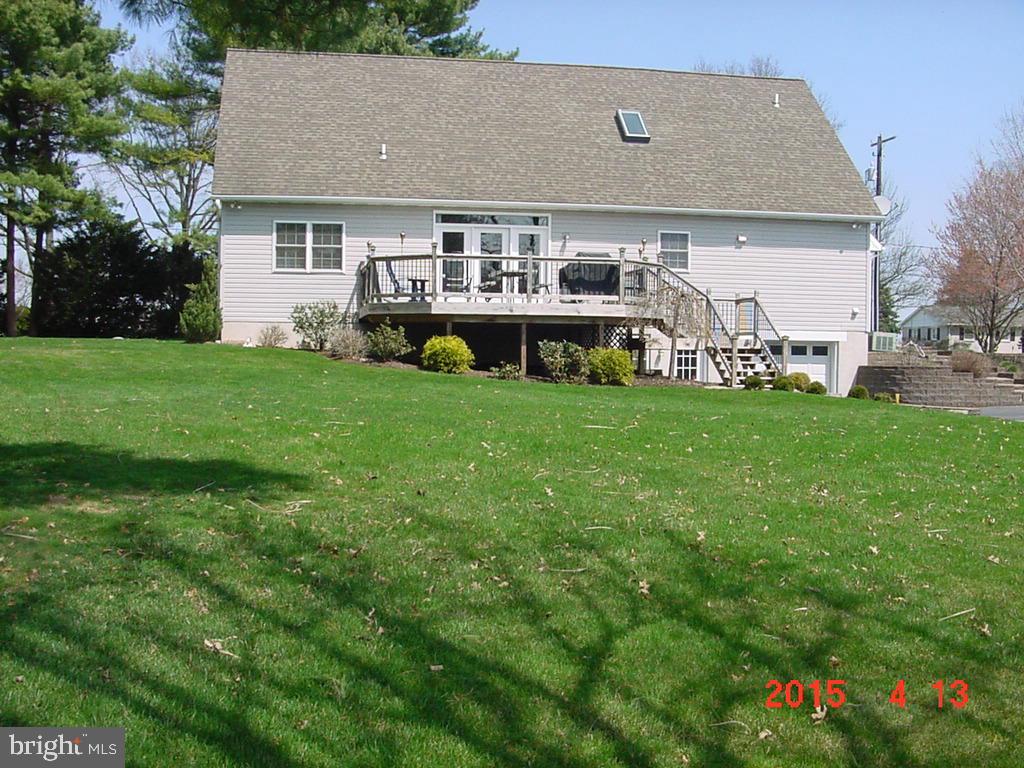 210 West Newport Road Lititz, PA 17543 - Photo 8 of 36