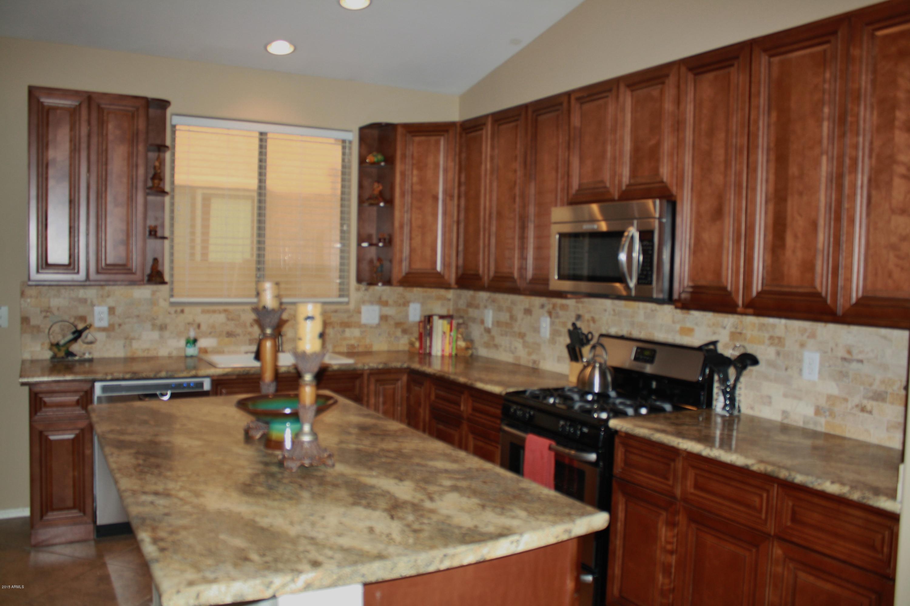 46100 West Ranch Road Maricopa, AZ 85139 - Photo 1 of 20 Kitchen