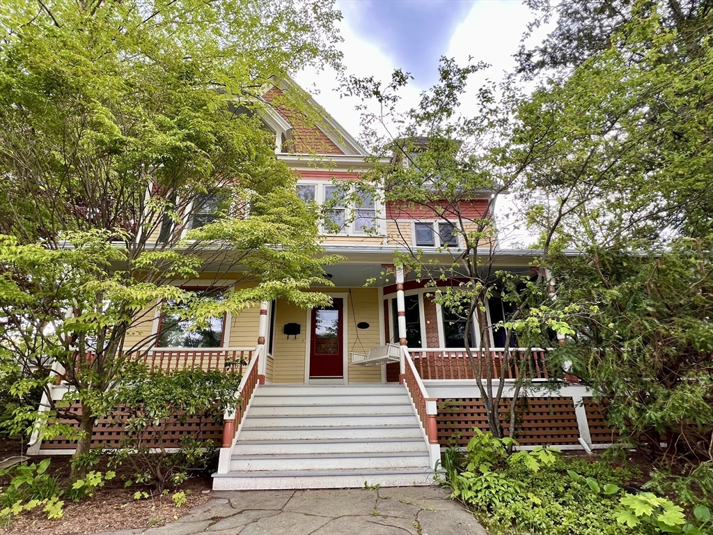 83 Bancroft Road Northampton, MA 01060 - Photo 1 of 41 Gallery Image 1