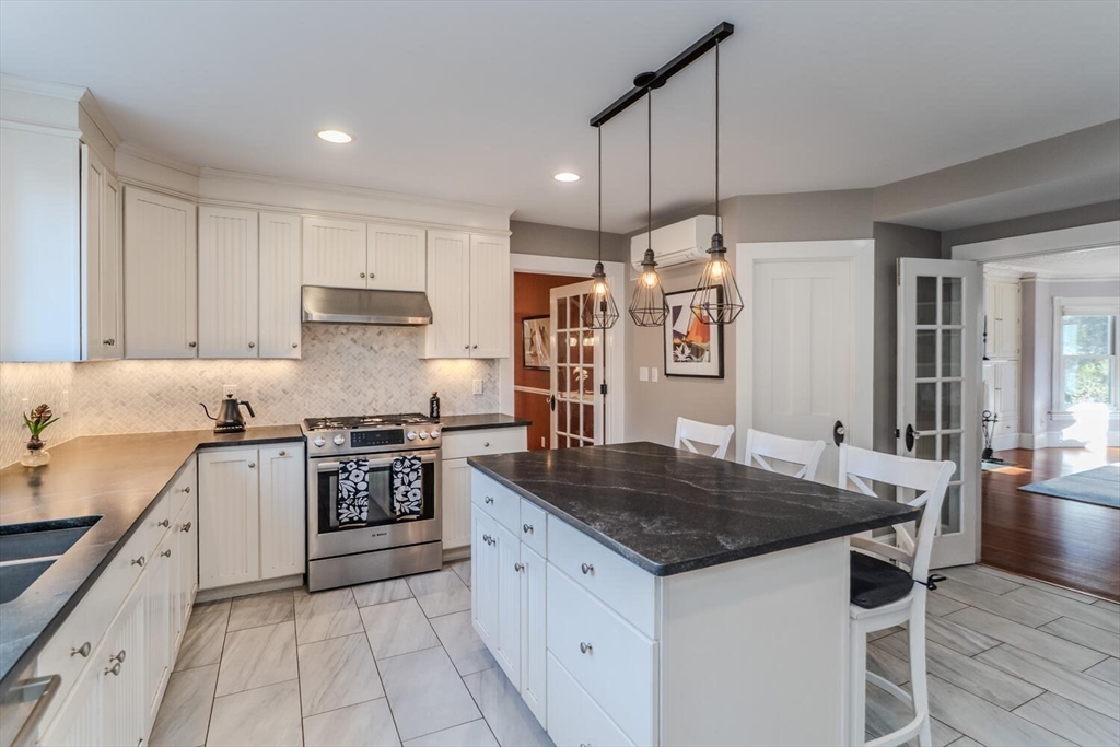 83 Bancroft Road Northampton, MA 01060 - Photo 12 of 41 Gallery Image 12