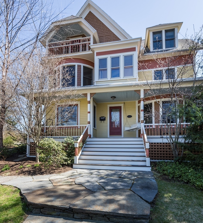 83 Bancroft Road Northampton, MA 01060 - Photo 2 of 41 Gallery Image 2