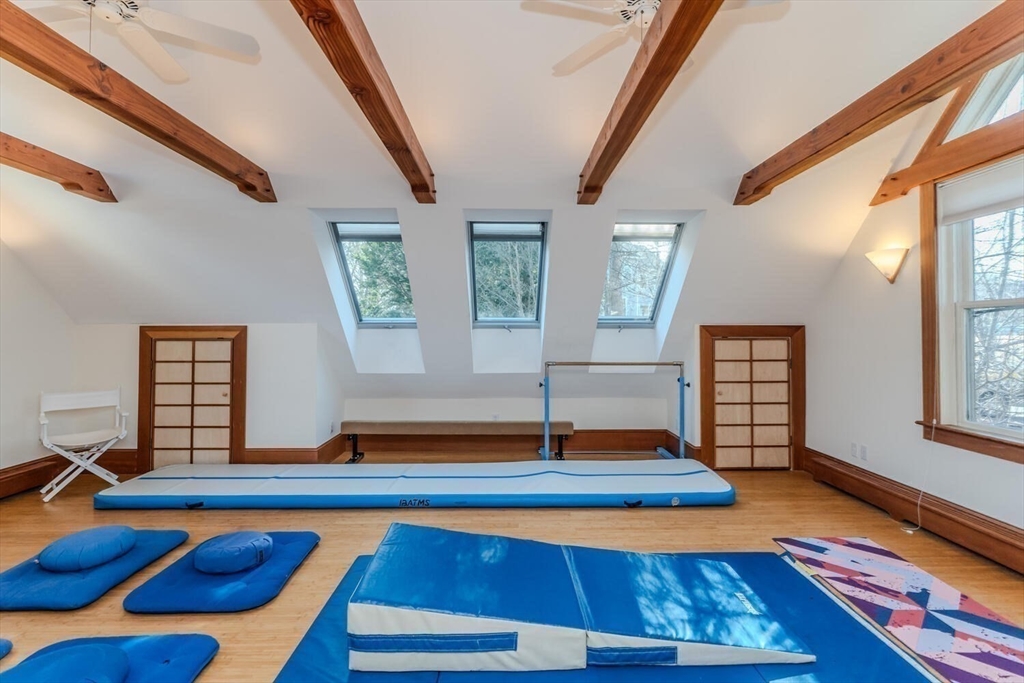 83 Bancroft Road Northampton, MA 01060 - Photo 24 of 41 Gallery Image 24