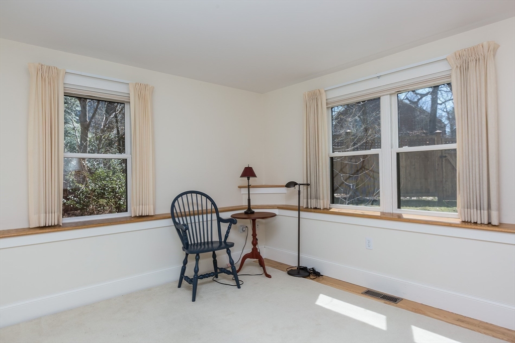 83 Bancroft Road Northampton, MA 01060 - Photo 36 of 41 Gallery Image 36