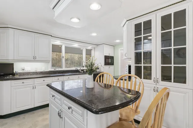 $499,900 | 166 Connector Road, Lincoln, NH 03251