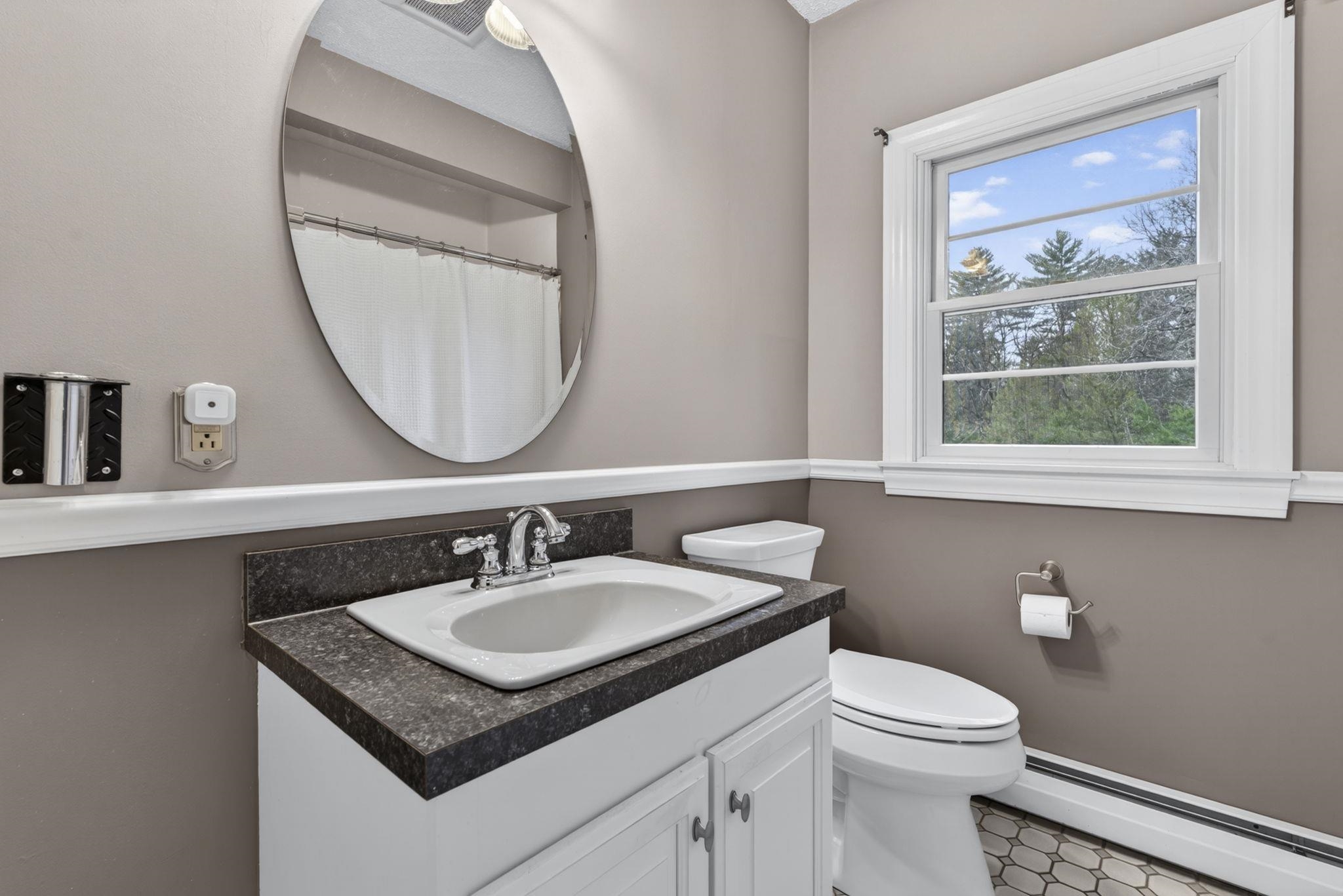 126 Marsh Road Pelham, NH 03076 - Photo 26 of 50 Gallery Image 26