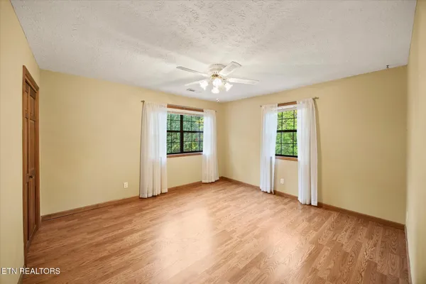 $535,000 | 1111 Cherokee Road, Byrdstown, TN 38549