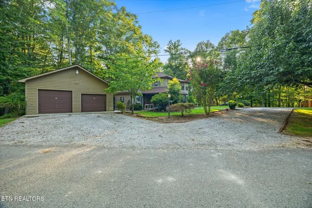 $535,000 | 1111 Cherokee Road, Byrdstown, TN 38549