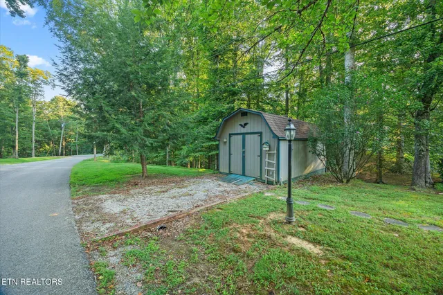 $535,000 | 1111 Cherokee Road, Byrdstown, TN 38549