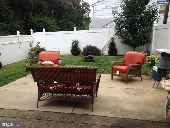 2701 Axe Factory Road Philadelphia, PA 19152 - Photo 15 of 25 Patio