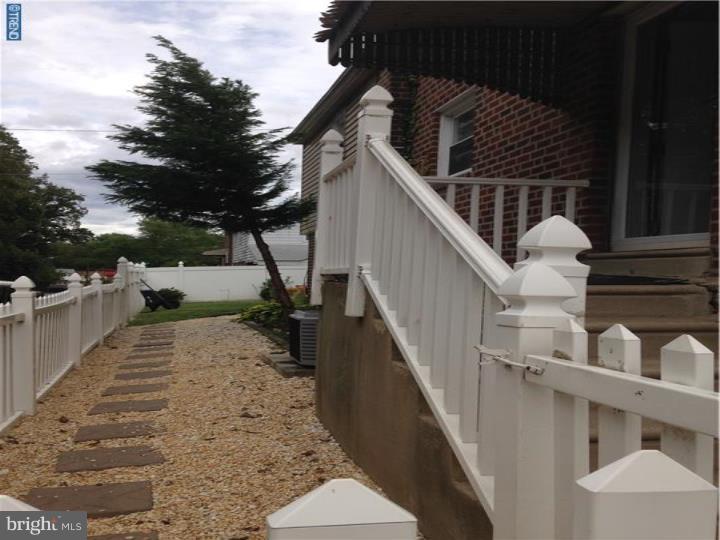 2701 Axe Factory Road Philadelphia, PA 19152 - Photo 16 of 25 Side Yard
