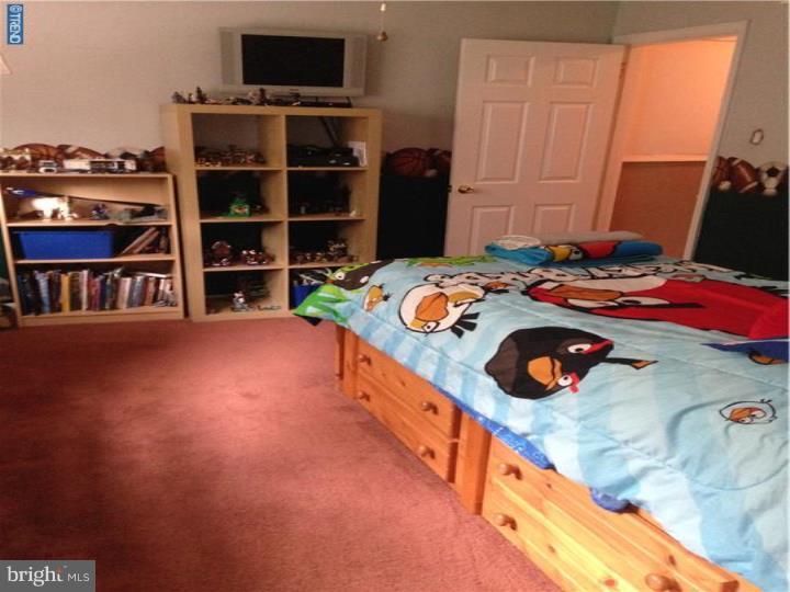 2701 Axe Factory Road Philadelphia, PA 19152 - Photo 21 of 25 Bedroom 2