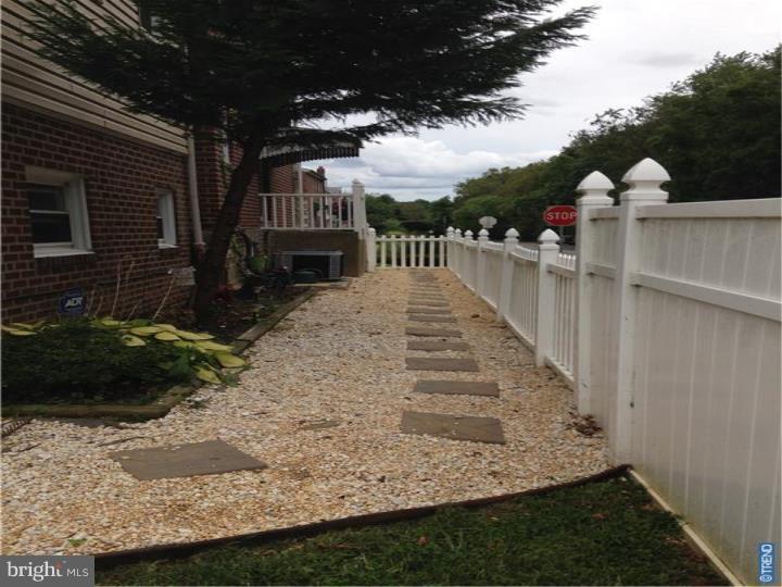 2701 Axe Factory Road Philadelphia, PA 19152 - Photo 25 of 25 Side Yard