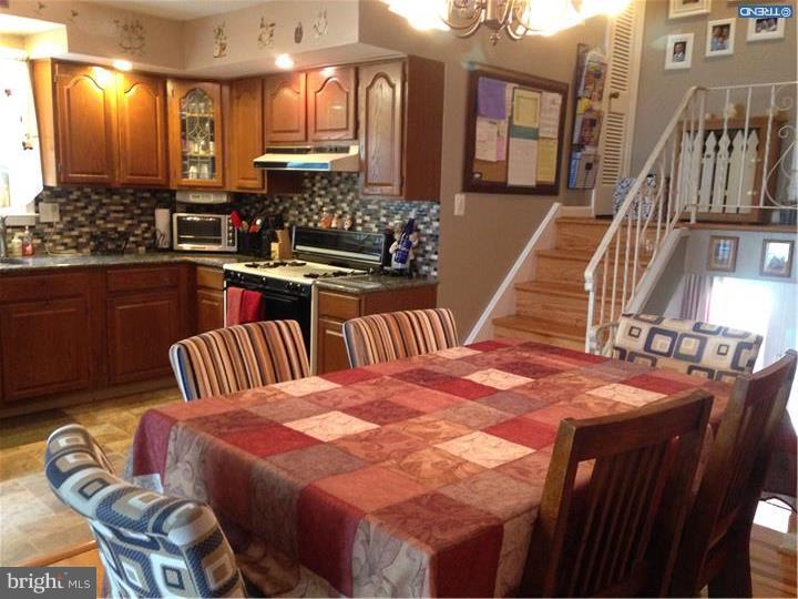 2701 Axe Factory Road Philadelphia, PA 19152 - Photo 8 of 25 Dining Room
